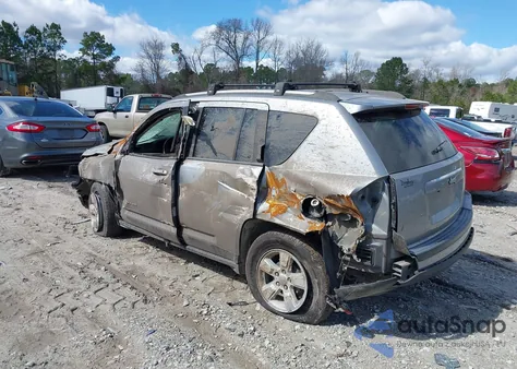 2015 Jeep Compass Sport из США, поврежденный, VIN 1C4NJCBA2FD138182